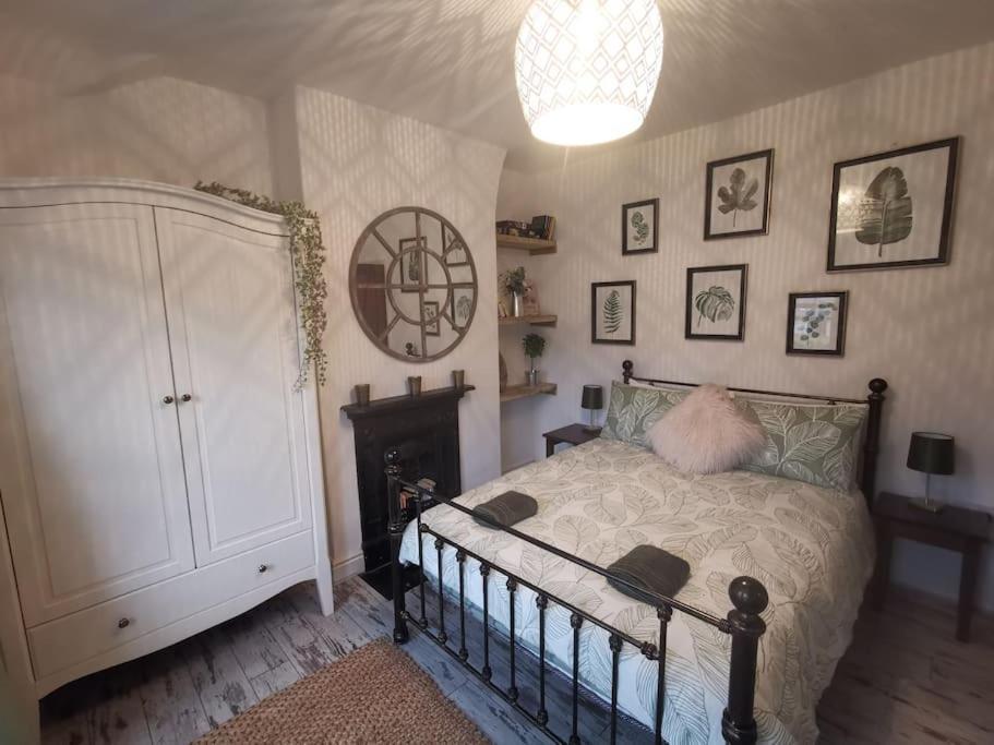 Prime Location For Snowdon, Family And Dog Friendly! Villa ลานเบอริส ภายนอก รูปภาพ